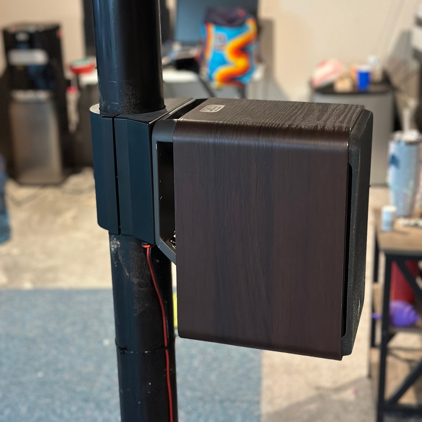 I-Beam Pole Speaker Mount – Heavy-Duty Clamp for Home Theater Speakers – Holds up to 12lbs