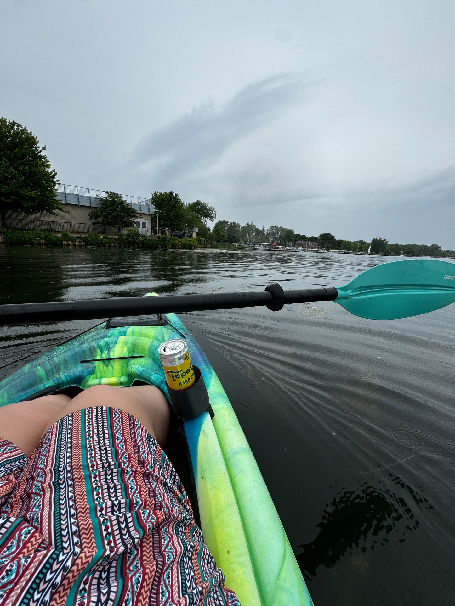 Pelican Mustang 100x Custom Kayak Drink Holder