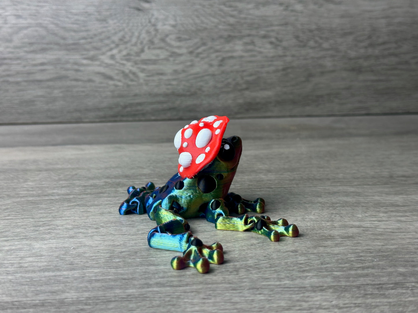 3D Printed Frog with Mushroom Hat